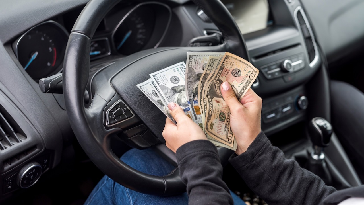 Gastos al financiar un auto nuevo en Ecuador